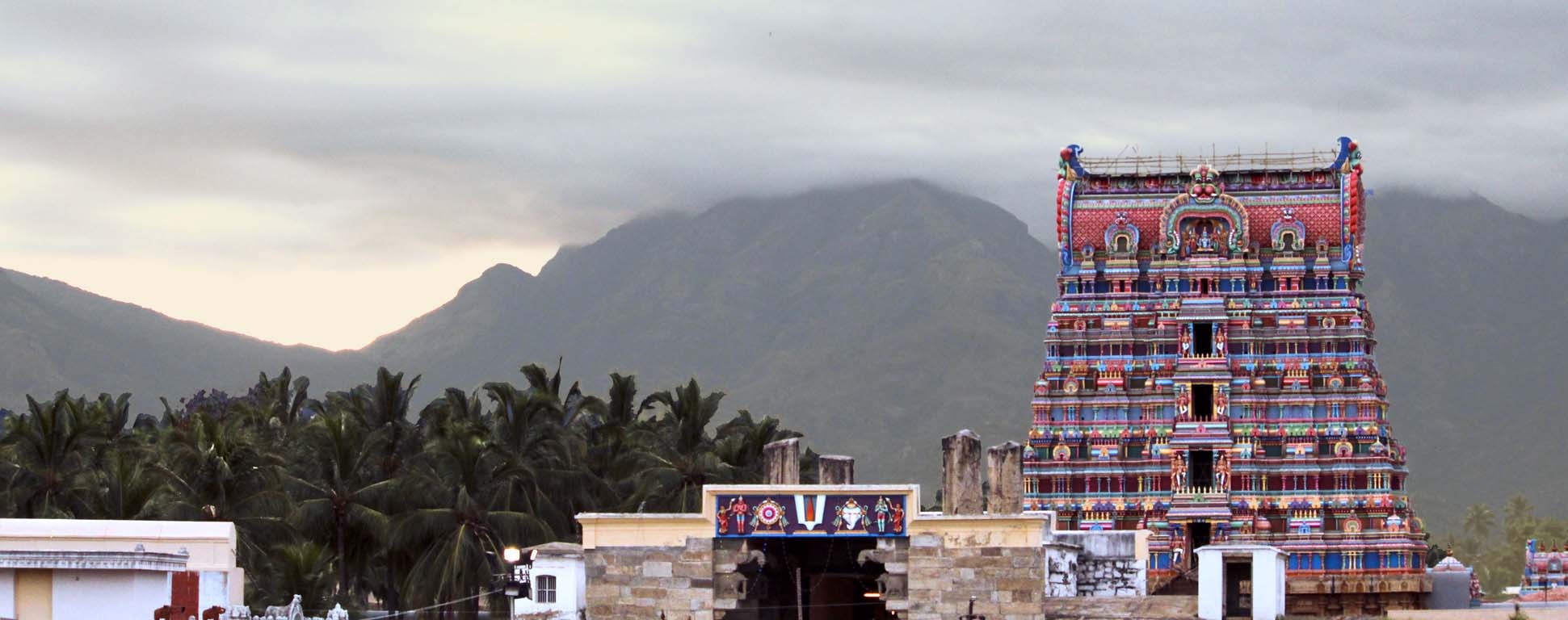 thirukkurungudi-gopuram-view-western-ghats
