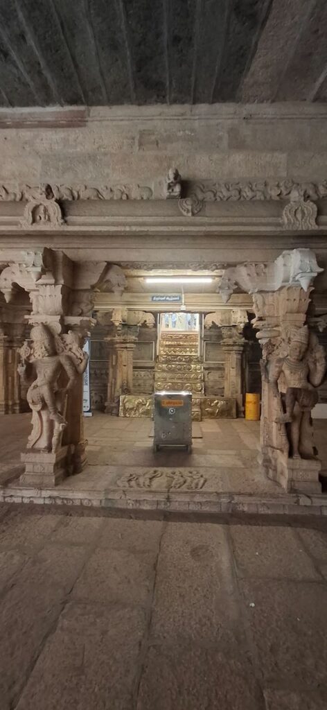 Sthala vruksham entrance in Alwar Thirunagari